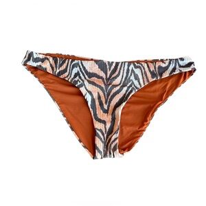 Becca Virtue Tiger Print Hipster Bikini Bottoms Size Large